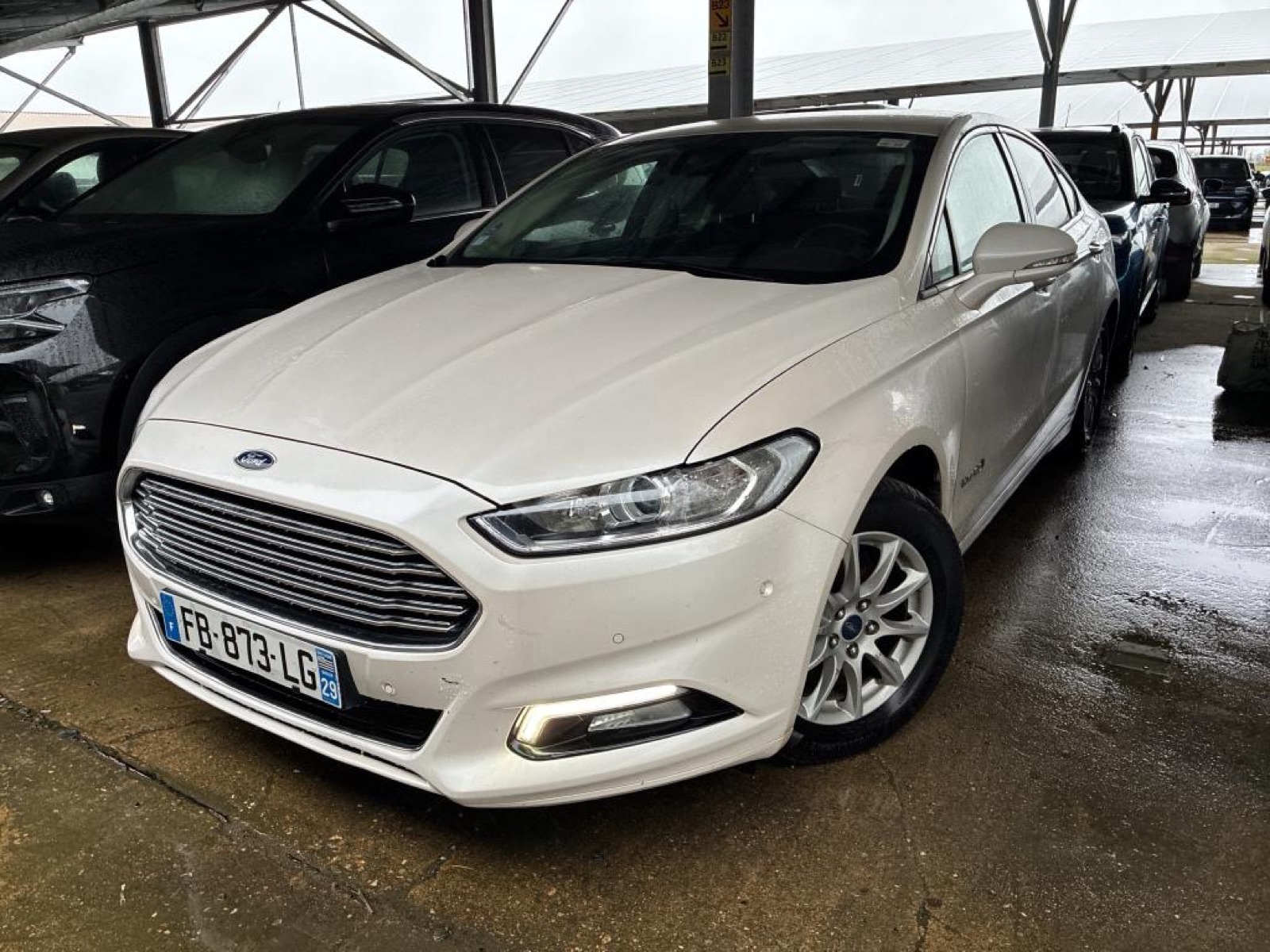 Ford Mondeo Hybrid 187ch Titanium Bva 4P