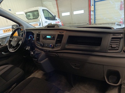 Ford challenger — vue 6/9