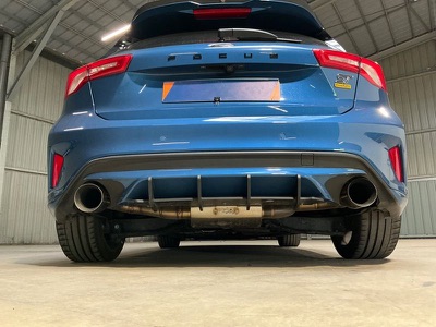 Ford Focus St 2.3 Ecoboost 280 Cv — vue 18/31
